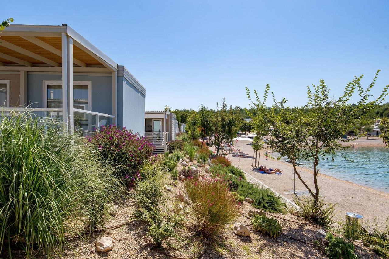 Mobile Homes Camping Omisalj Exterior photo